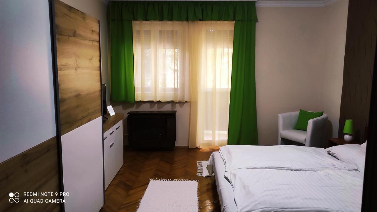 Viva Apartman Sárvár Exterior foto